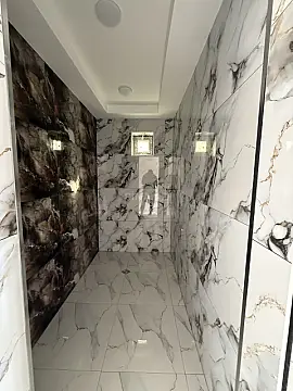 Satılır 4 otaqlı həyət evi 215 m²