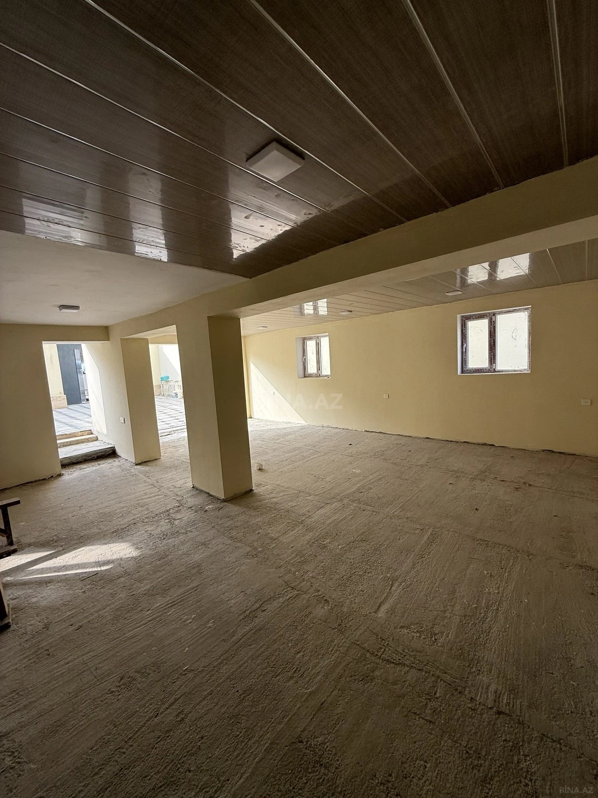 Satılır 4 otaqlı həyət evi 215 m²