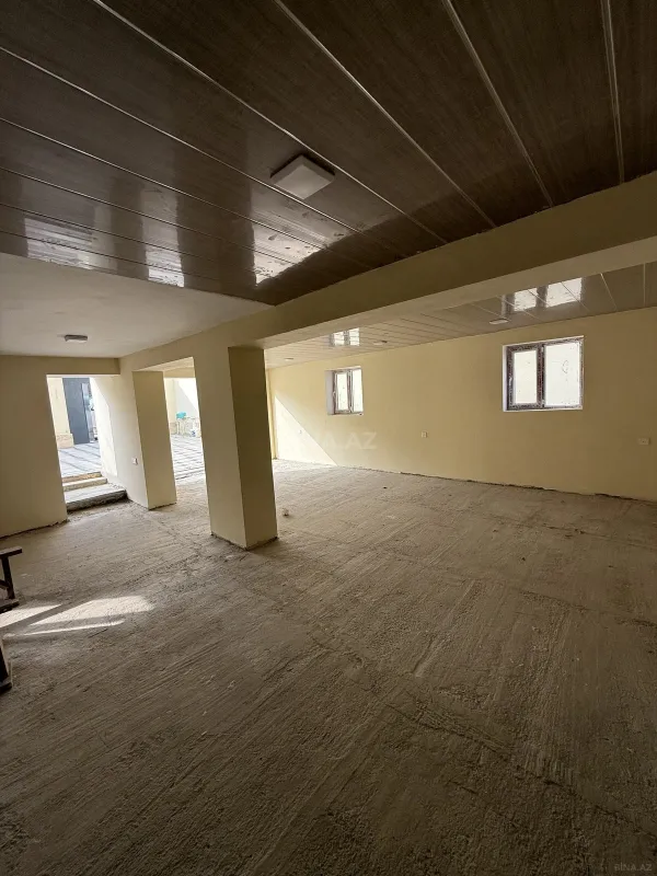 Satılır 4 otaqlı həyət evi 215 m²