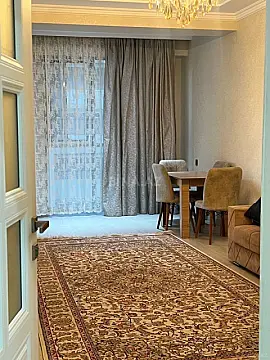 Kirayə verilir 2 otaqlı mənzil 60 m²