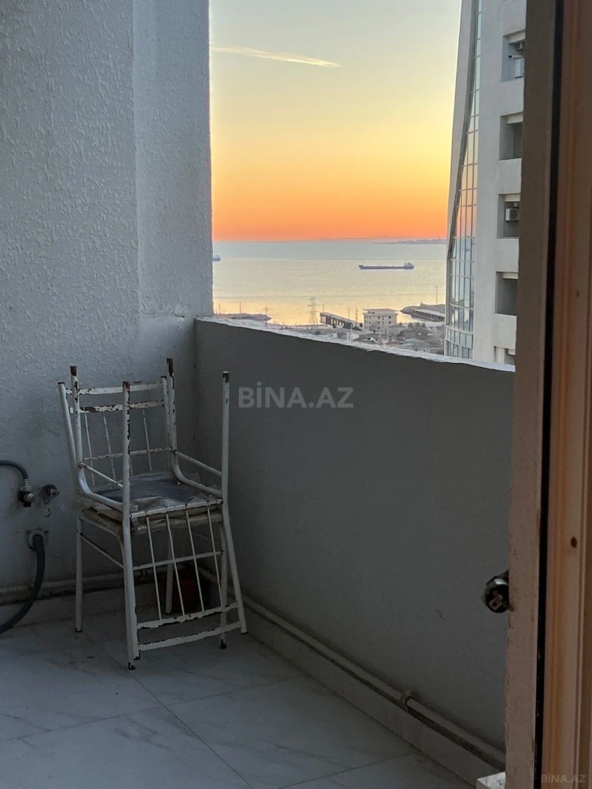 Kirayə verilir 2 otaqlı mənzil 60 m²