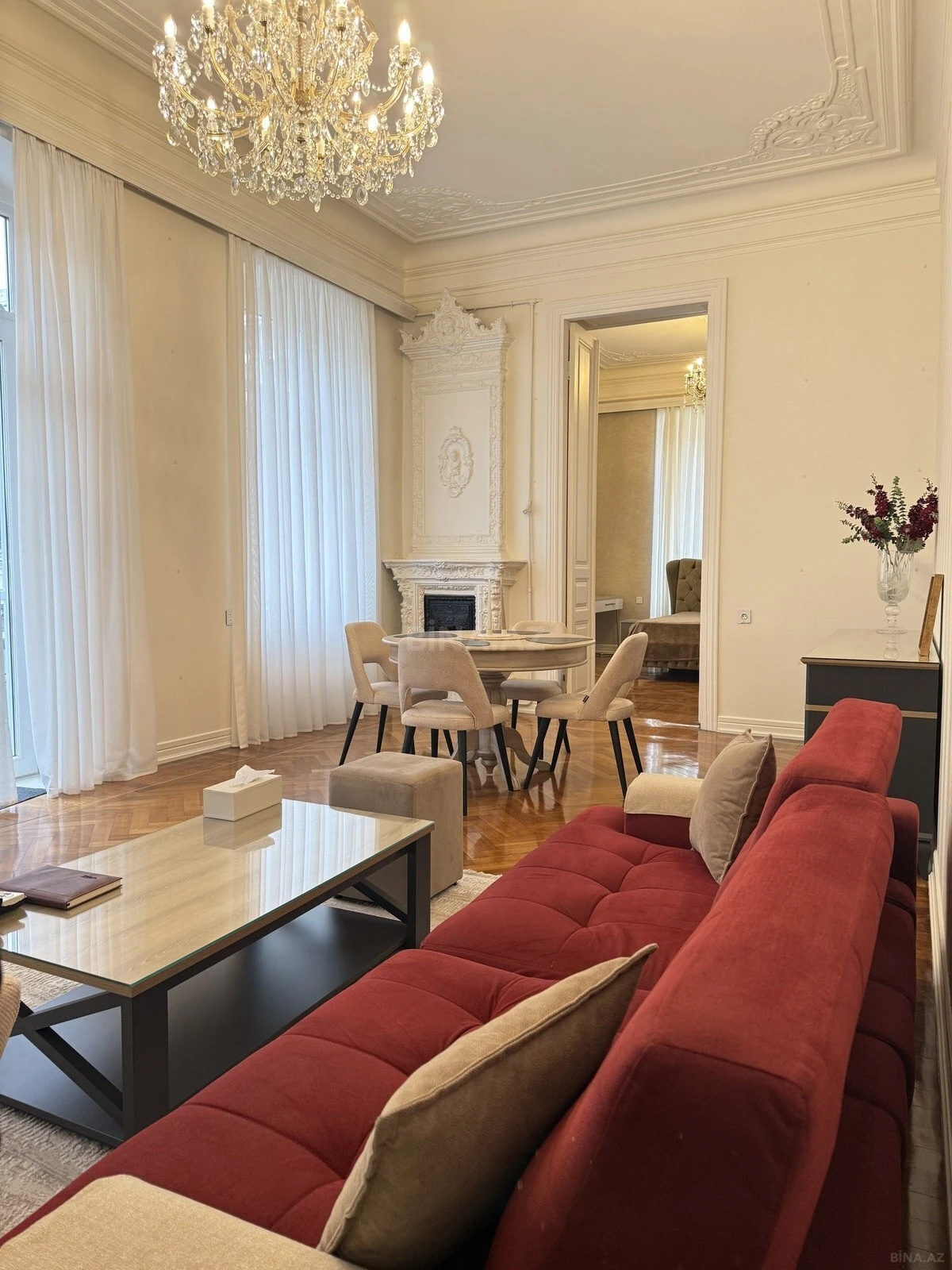 Kirayə verilir 2 otaqlı mənzil 80 m²