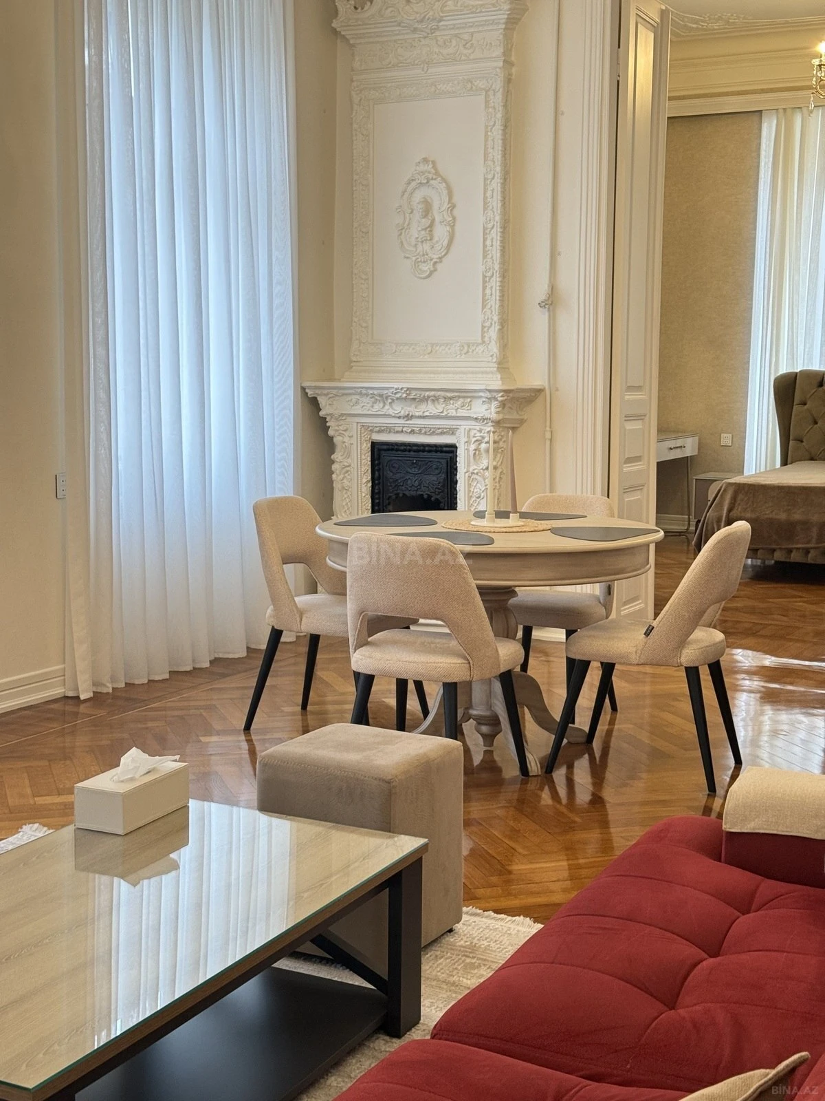 Kirayə verilir 2 otaqlı mənzil 80 m²