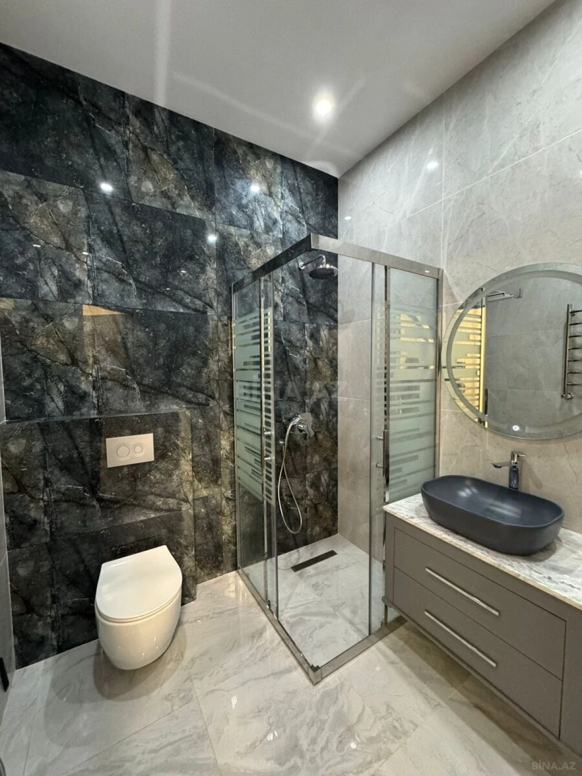 Satılır 3 otaqlı mənzil 103 m²