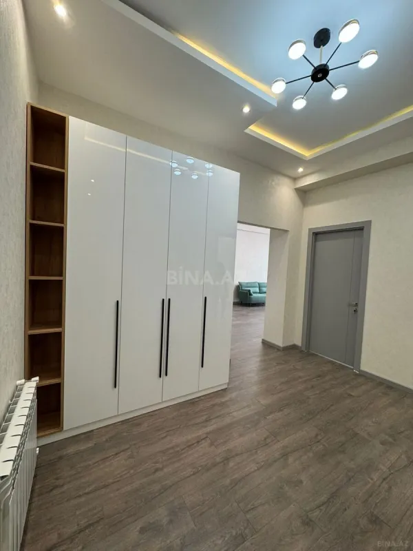 Satılır 3 otaqlı mənzil 103 m²
