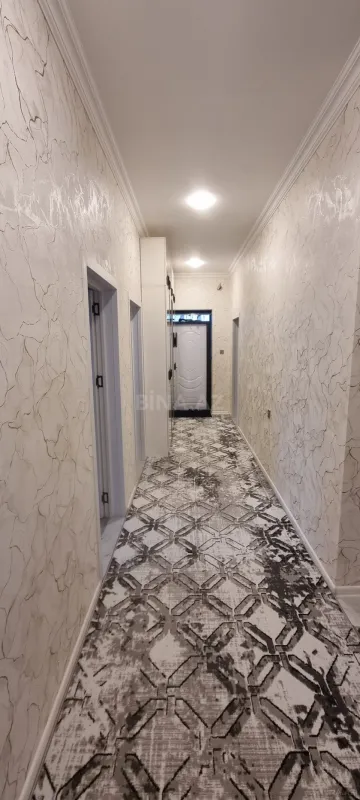 Satılır 8 otaqlı həyət evi 183.5 m²