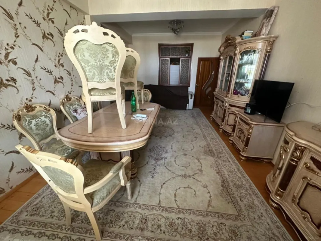 Satılır 3 otaqlı mənzil 100 m²