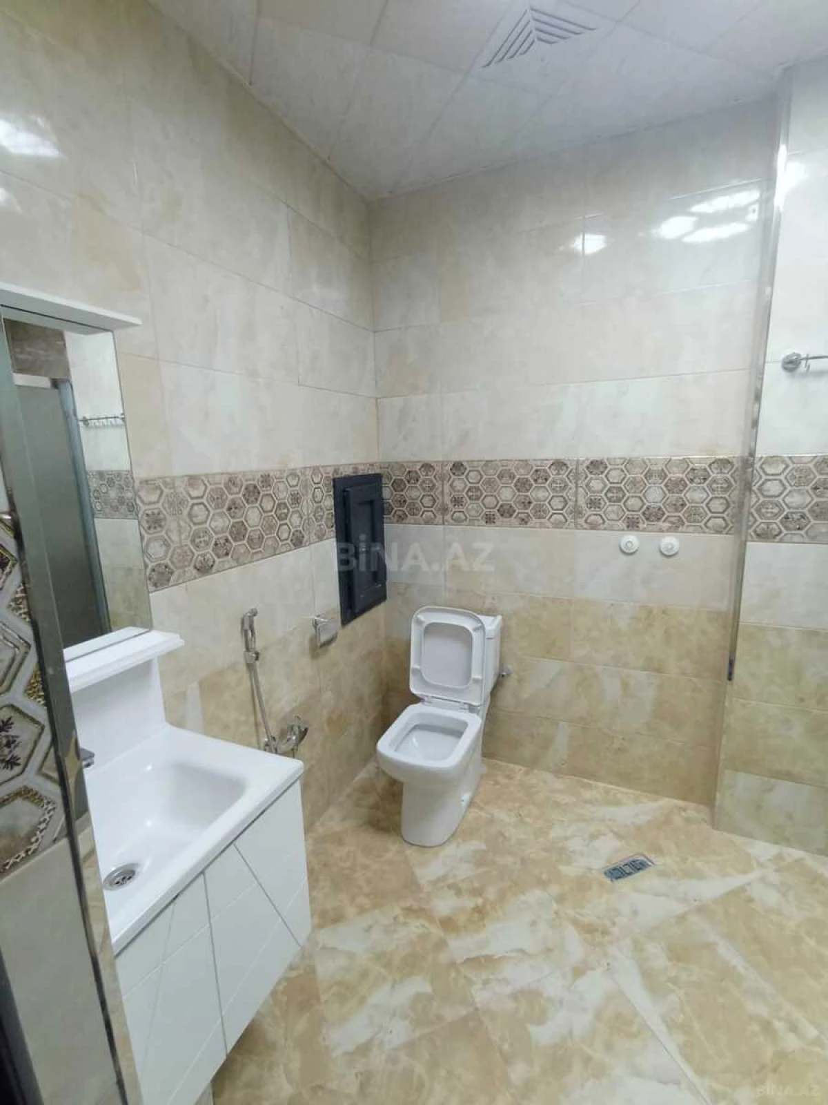 Satılır 3 otaqlı mənzil 100 m²