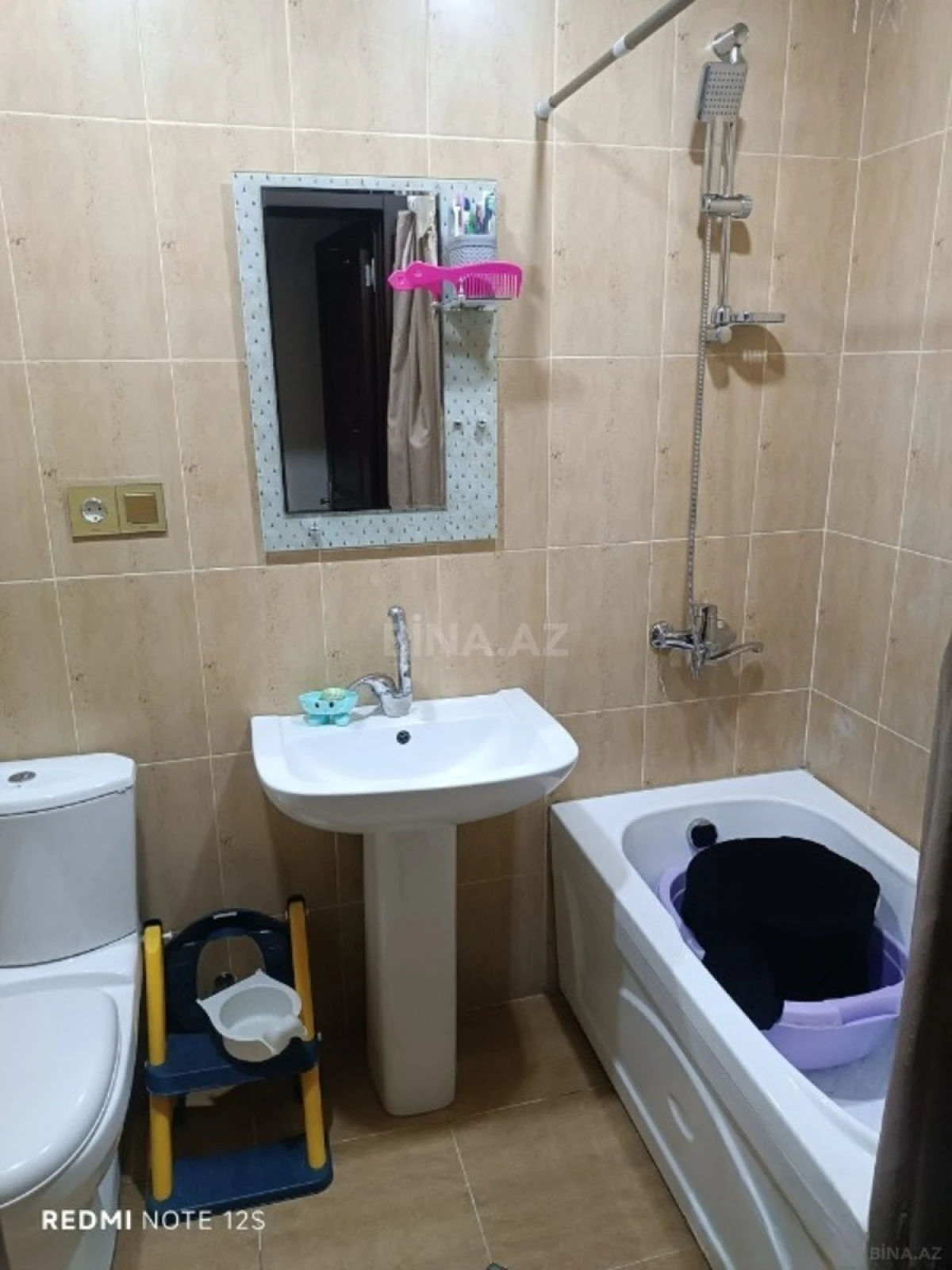 Satılır 2 otaqlı mənzil 60 m²