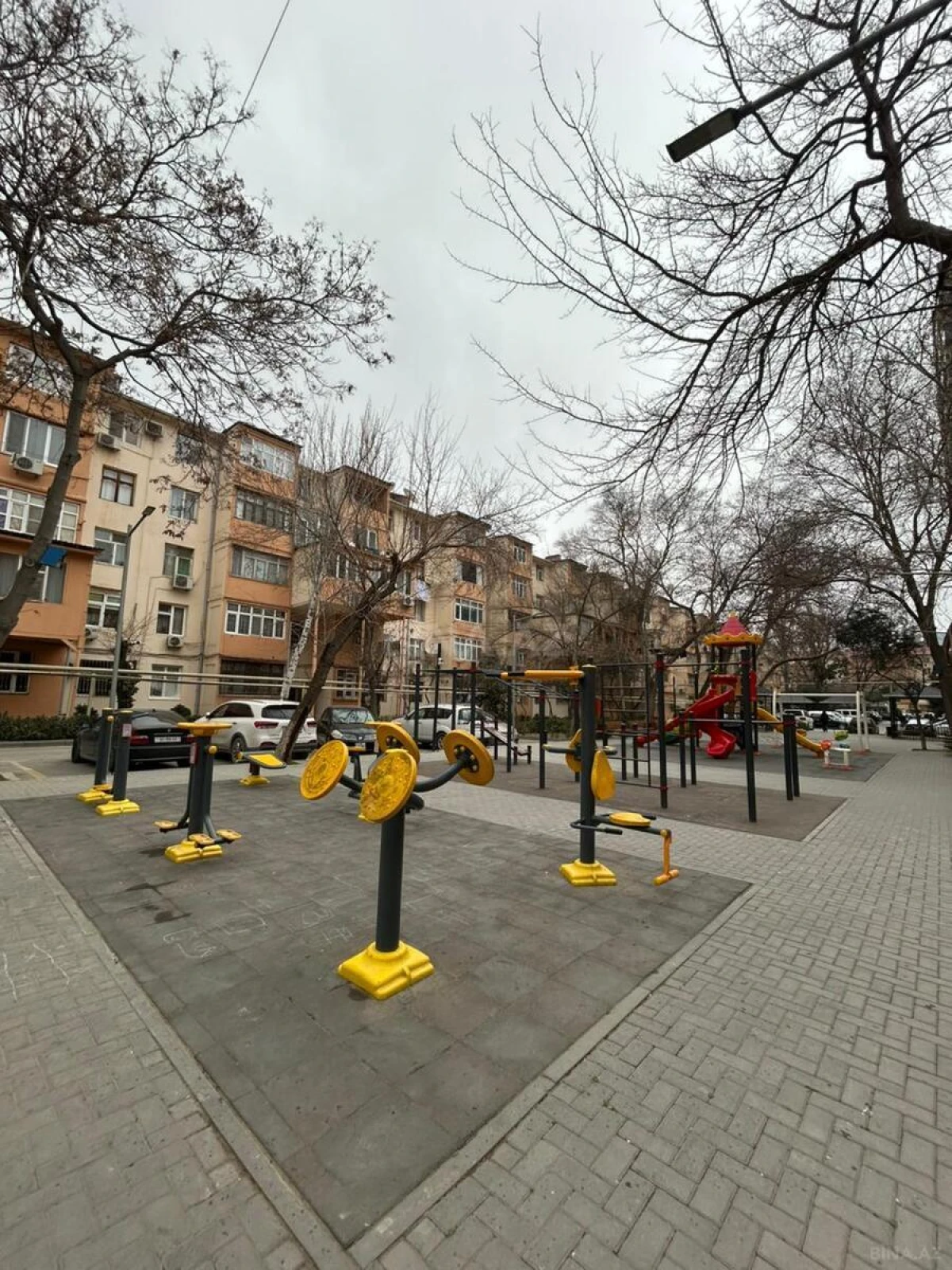 Satılır 1 otaqlı mənzil 35 m²