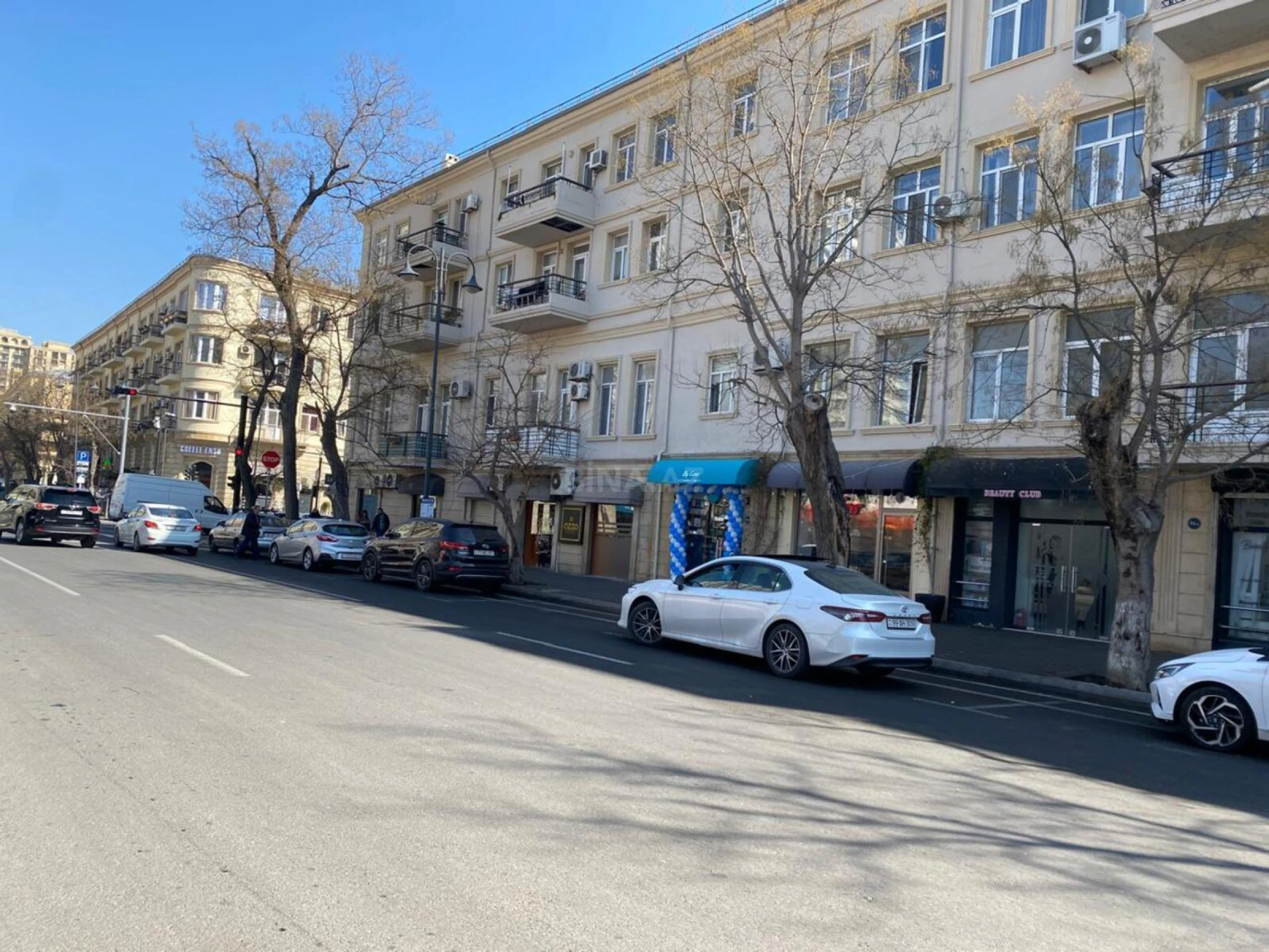 Satılır obyekt 52 m²