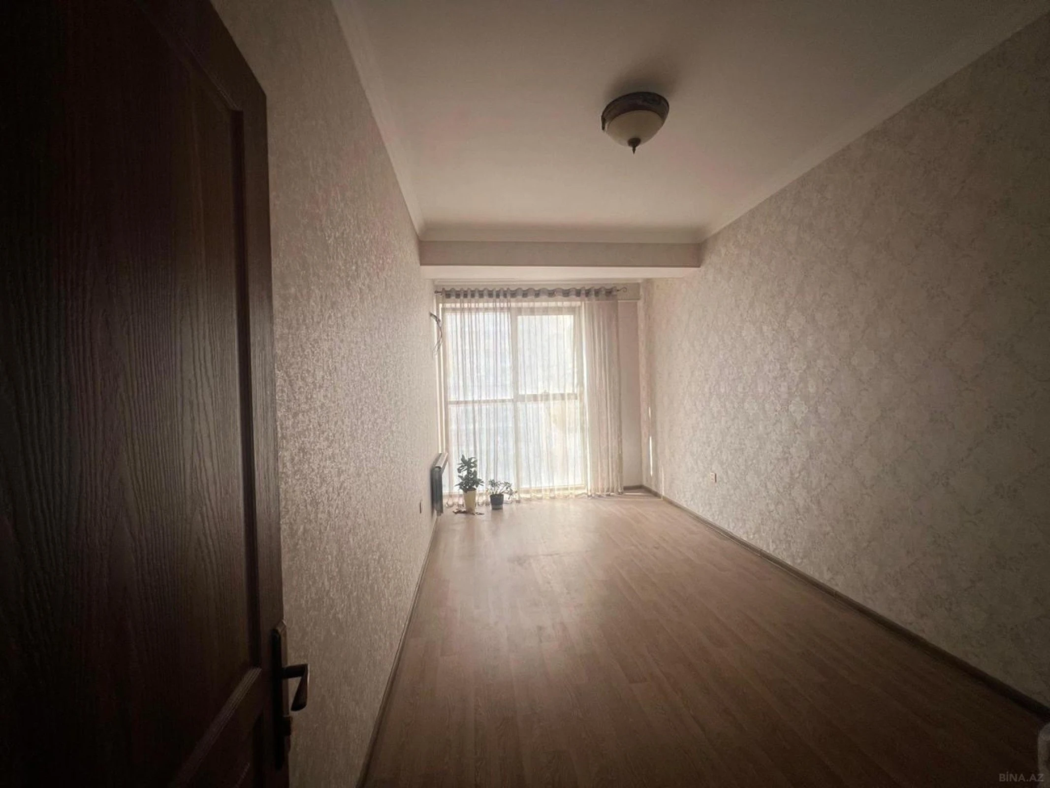 Satılır 3 otaqlı mənzil 113 m²
