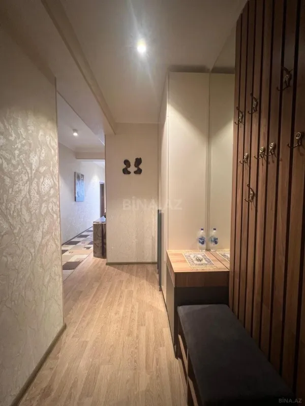 Satılır 3 otaqlı mənzil 113 m²