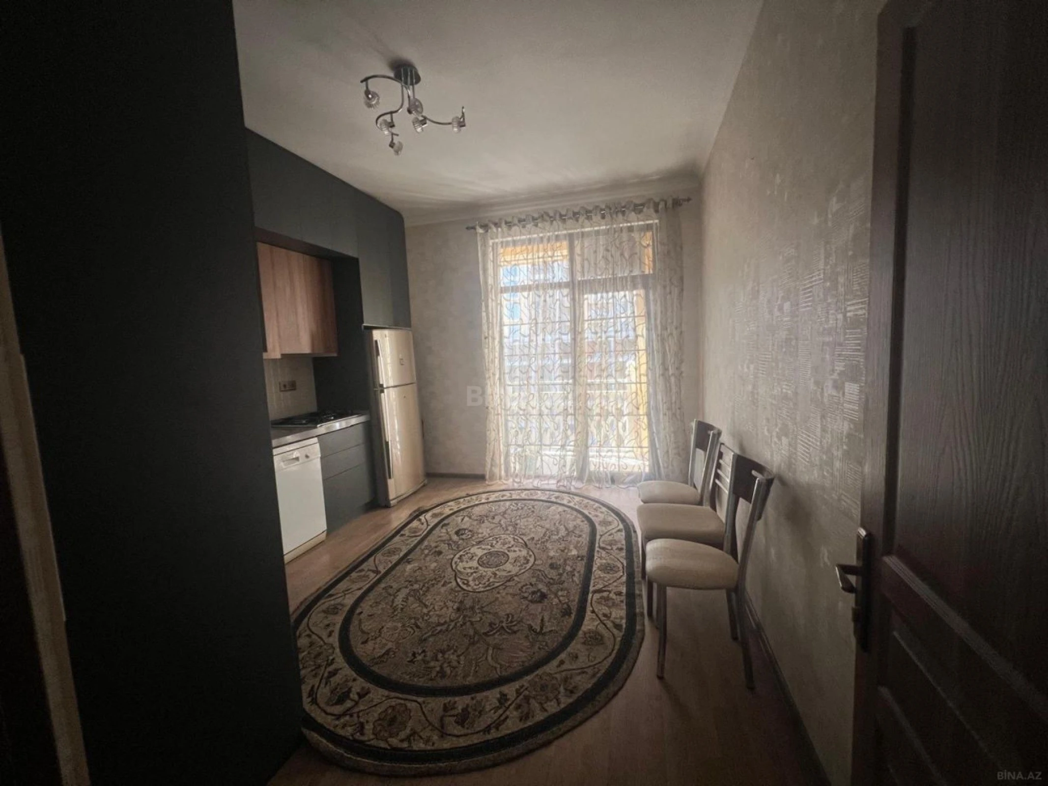 Satılır 3 otaqlı mənzil 113 m²