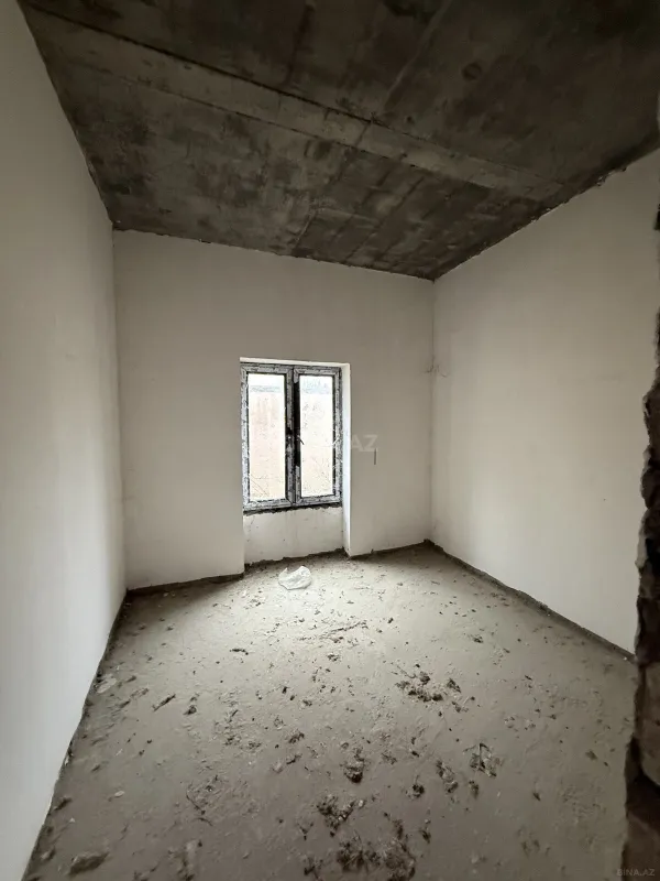 Satılır 15 otaqlı həyət evi 200 m²