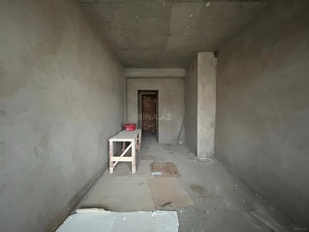 Satılır 4 otaqlı mənzil 153 m²