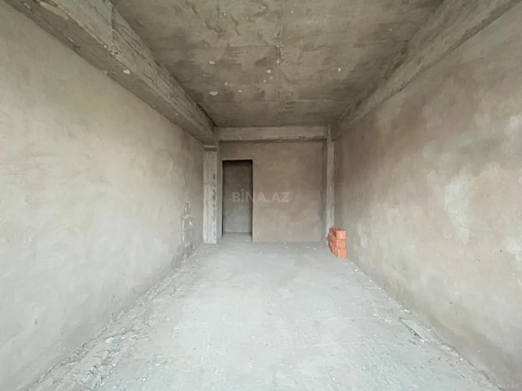 Satılır 4 otaqlı mənzil 153 m²