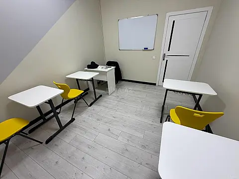 Kirayə verilir 1 otaqlı ofis 15 m²