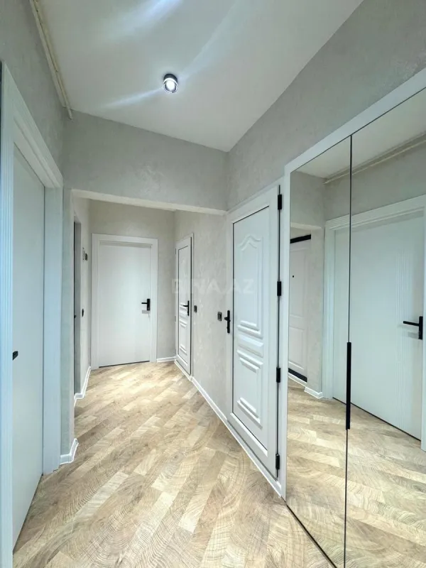 Satılır 2 otaqlı mənzil 60 m²