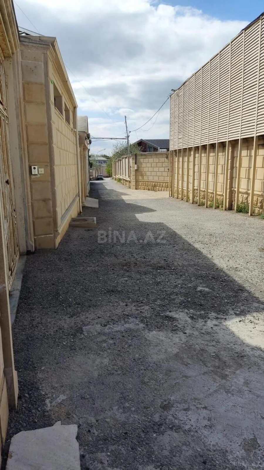 Satılır 5 otaqlı həyət evi 160 m²