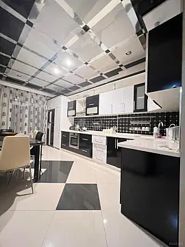 Kirayə verilir 3 otaqlı mənzil 160 m²