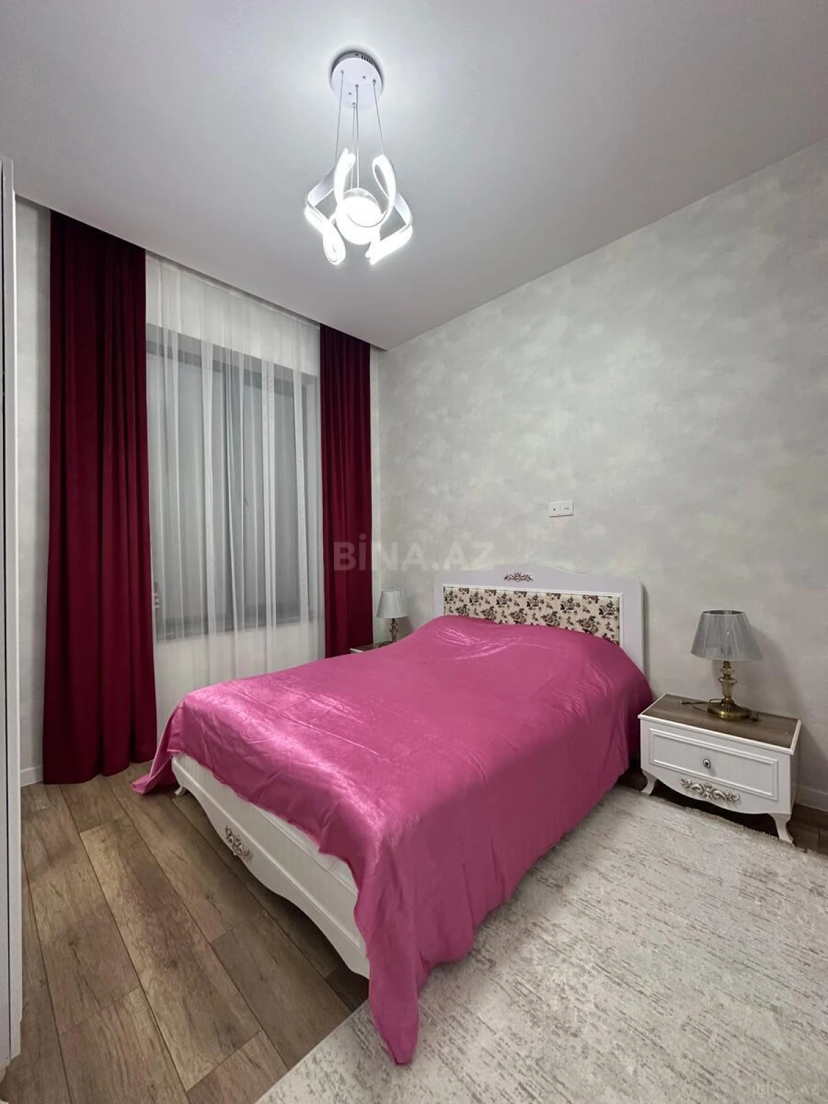 Satılır 4 otaqlı həyət evi 200 m²