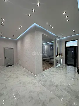 Satılır 4 otaqlı həyət evi 200 m²