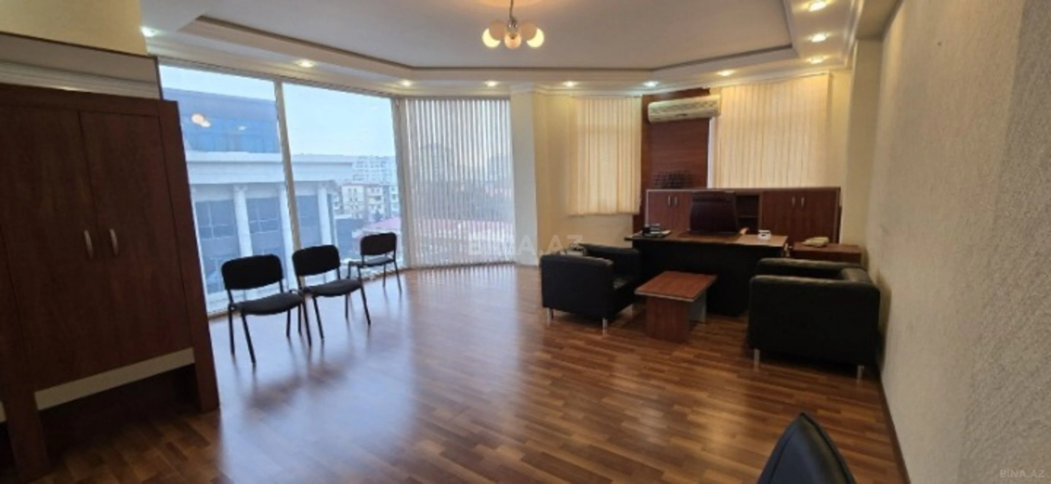 Kirayə verilir 5 otaqlı ofis 270 m²