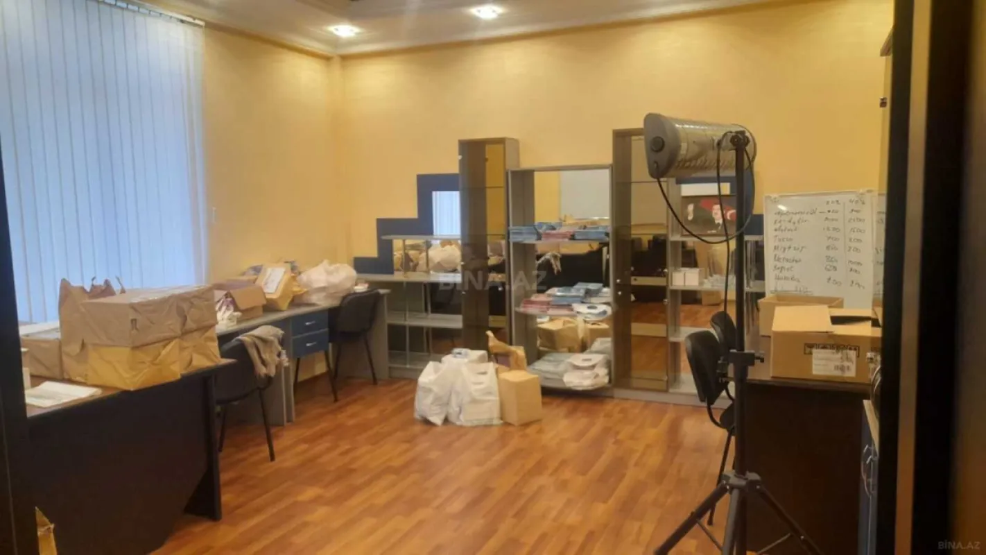 Kirayə verilir 5 otaqlı ofis 270 m²