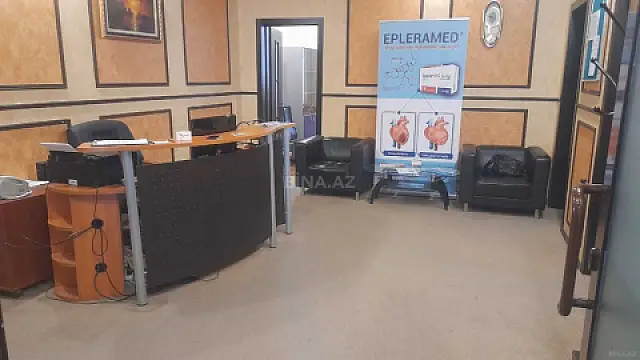 Kirayə verilir 5 otaqlı ofis 270 m²
