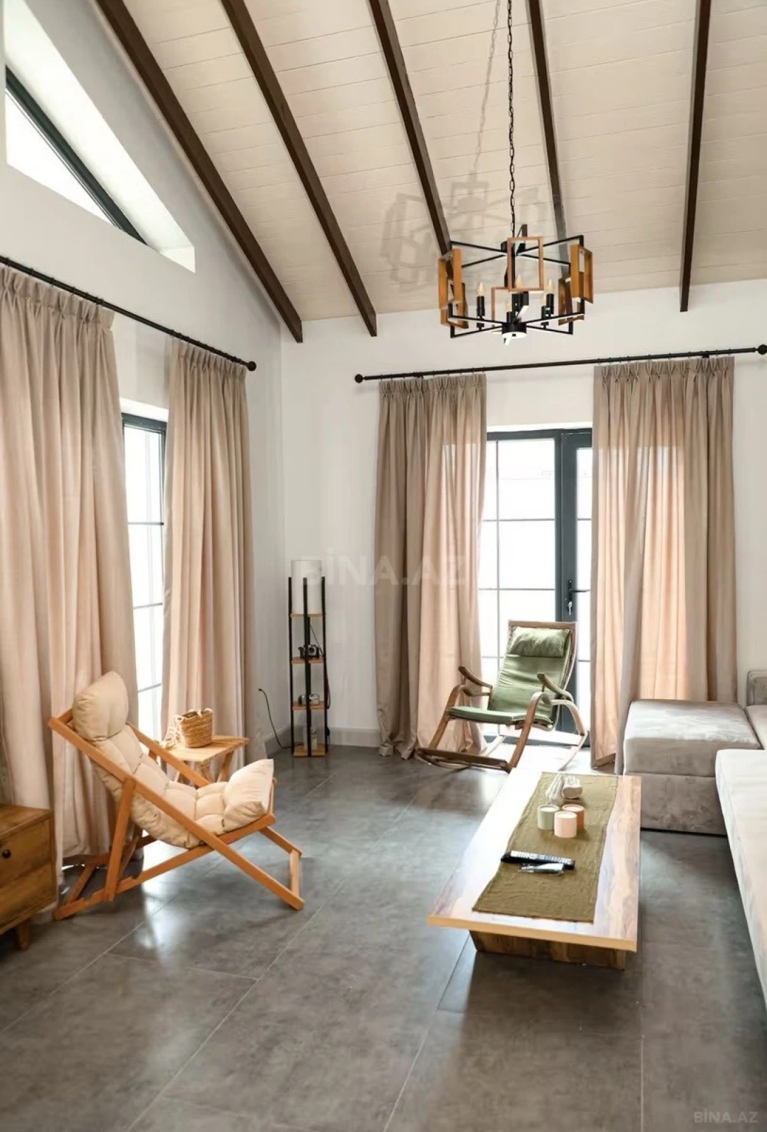 Kirayə verilir 3 otaqlı həyət evi 220 m²