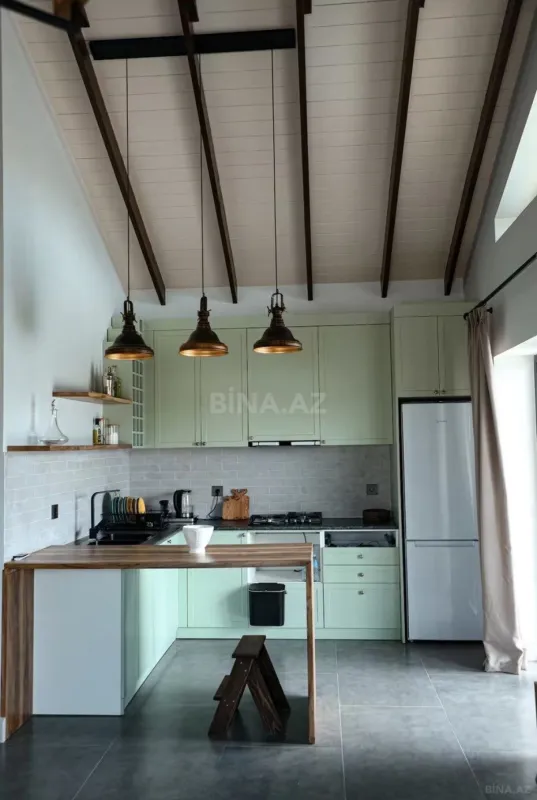 Kirayə verilir 3 otaqlı həyət evi 220 m²