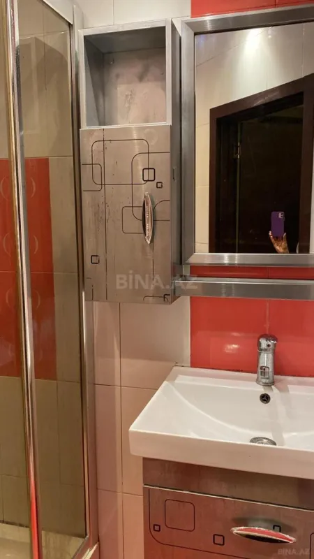 Kirayə verilir 2 otaqlı mənzil 63 m²