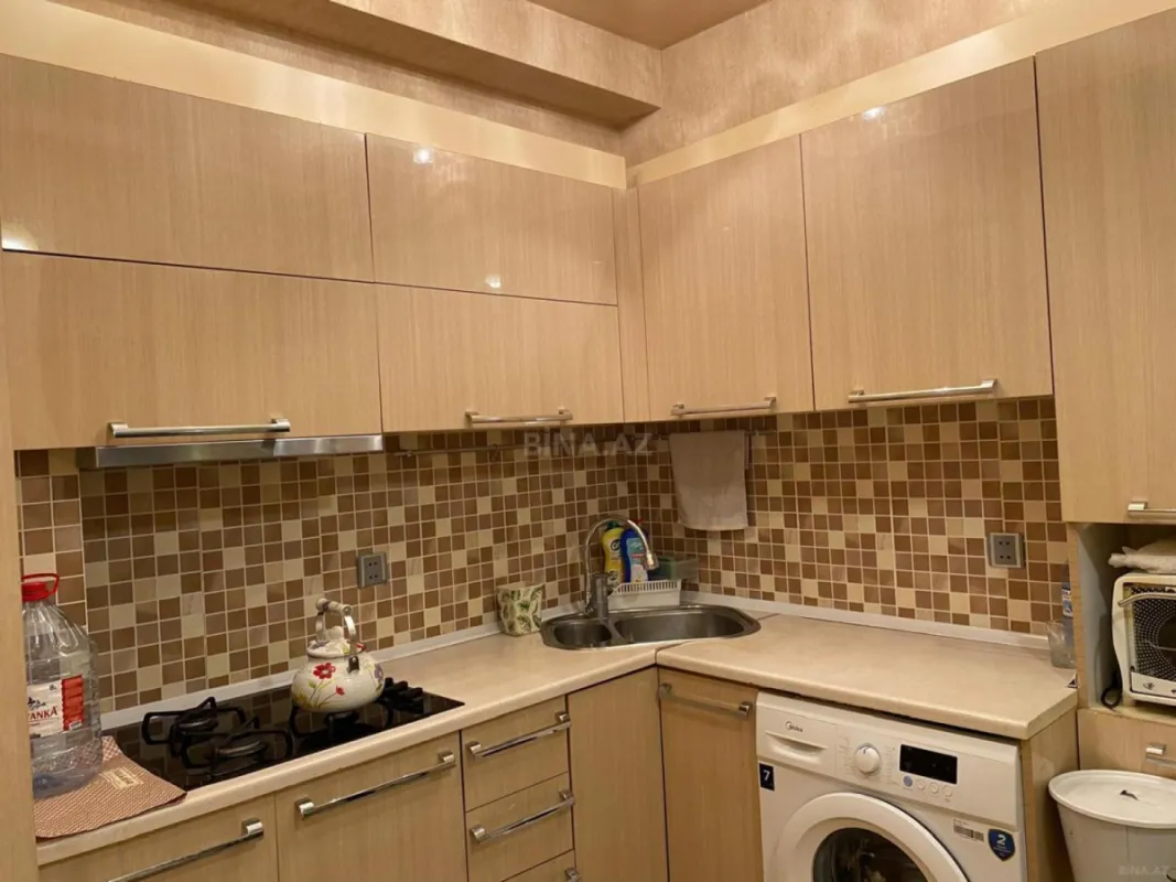 Kirayə verilir 2 otaqlı mənzil 63 m²