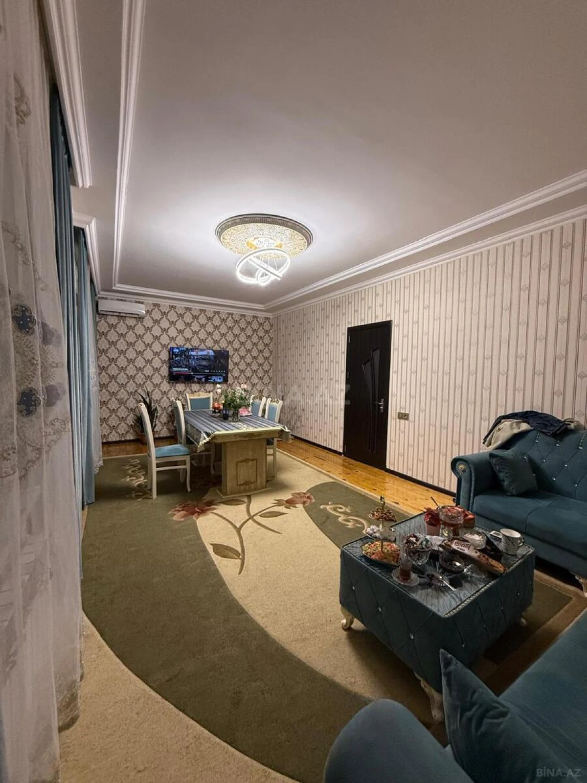 Satılır 5 otaqlı həyət evi 180 m²