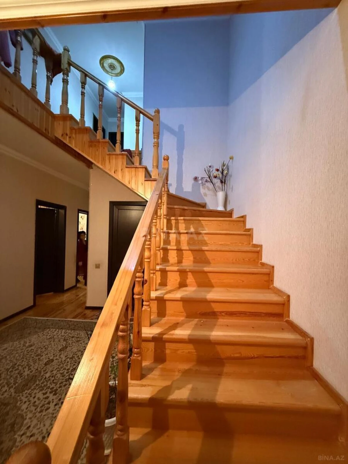 Satılır 5 otaqlı həyət evi 180 m²