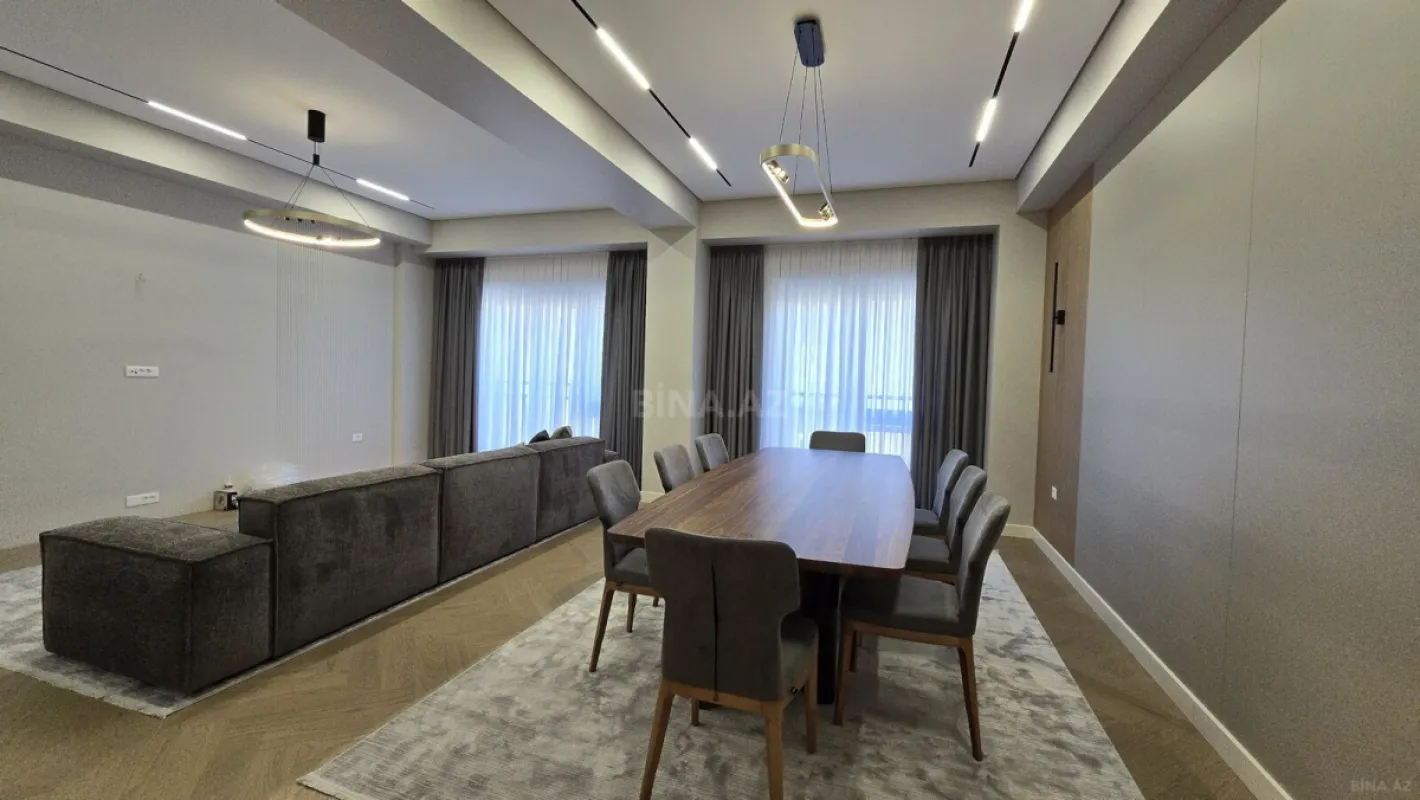 Kirayə verilir 5 otaqlı mənzil 190 m²