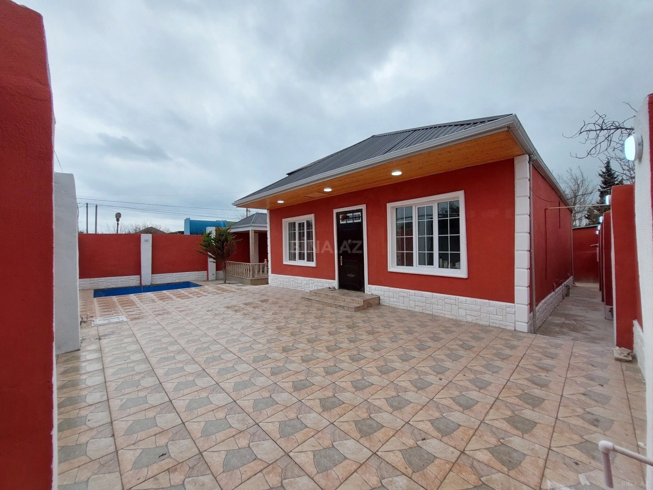 Satılır 3 otaqlı həyət evi 105 m²