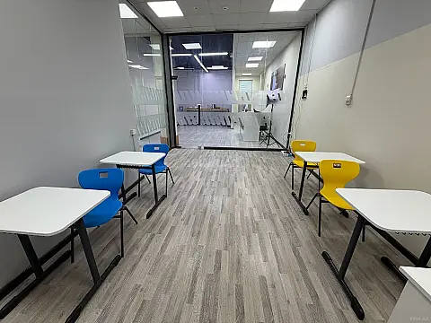 Kirayə verilir 1 otaqlı ofis 22 m²
