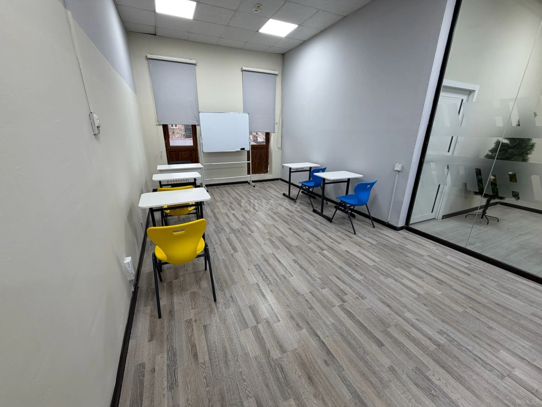Kirayə verilir 1 otaqlı ofis 22 m²