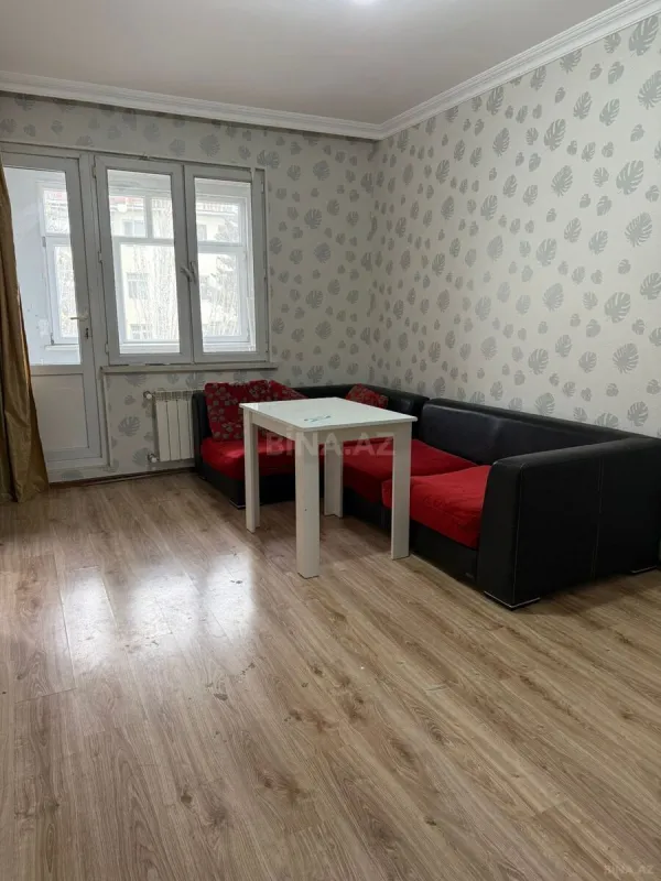 Kirayə verilir 2 otaqlı mənzil 58 m²
