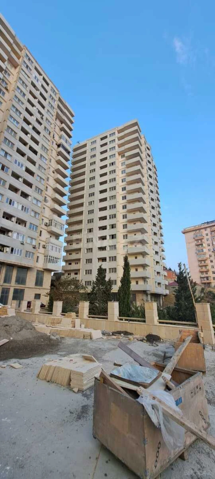Satılır 3 otaqlı mənzil 99 m²