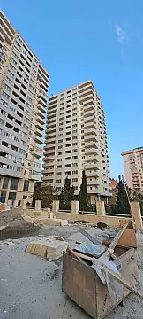 Satılır 3 otaqlı mənzil 99 m²