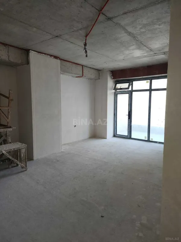 Satılır 3 otaqlı mənzil 148 m²