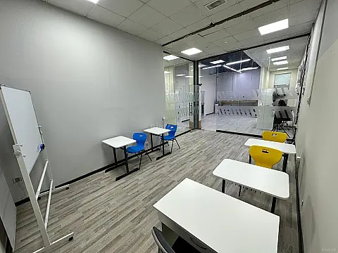 Kirayə verilir 1 otaqlı ofis 15 m² — Bakı, Xətai m/s yanı 1 otaq 15.00 m²