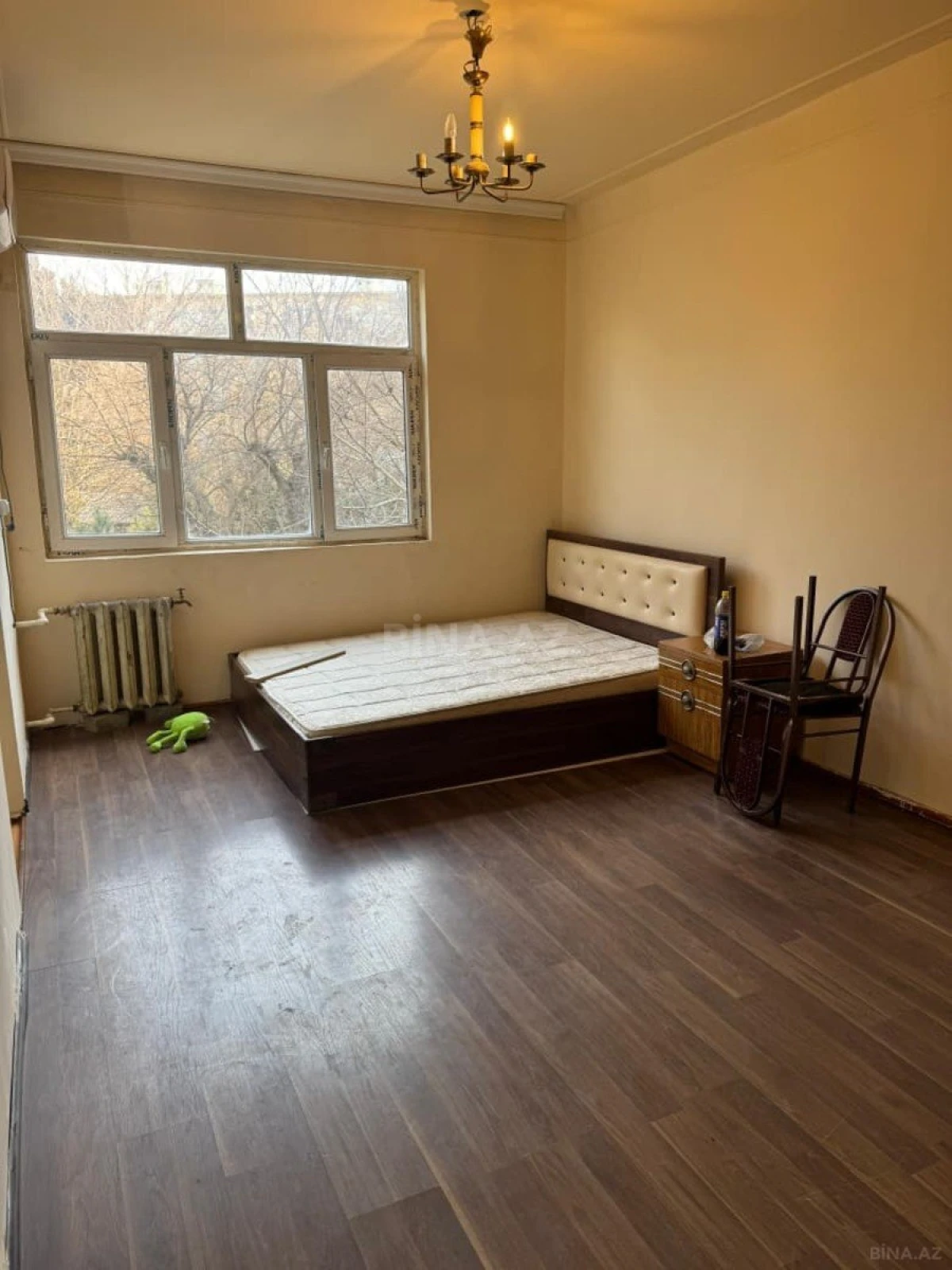 Satılır 1 otaqlı mənzil 38 m²