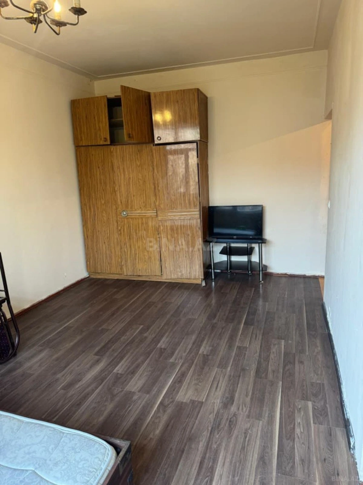 Satılır 1 otaqlı mənzil 38 m²