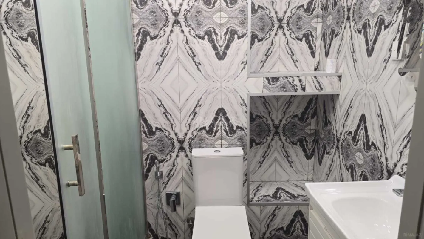 Satılır 3 otaqlı mənzil 105 m²