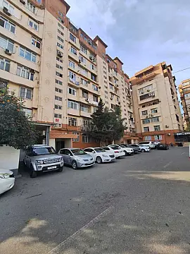 Satılır 3 otaqlı mənzil 85 m²