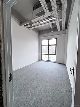 Kirayə verilir 4 otaqlı ofis 160 m²